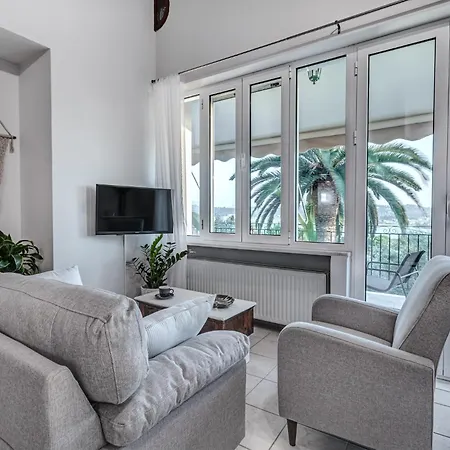Dream Garden Apartment *
